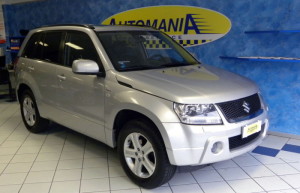 SUZUKI GRAND VITARA 1.9 DDiS 5 p. Executive Specifiche 12.800 € Tipologia: SUV/Fuoristrada 130.000 Km Anno: 2007 Cilindrata: 1900 CC Cambio: Manuale Carburante: Diesel Cavalli: 129 Interni: Pelle Pelle nera, tetto apribile, navig., climatronic, cerchi lega 17″, gomme nuove, fari xenon, volante multif., tagliandi http://www.automaniabesozzo.com/listing/suzuki-grand-vitara-1-9-ddis-5-p-executive/